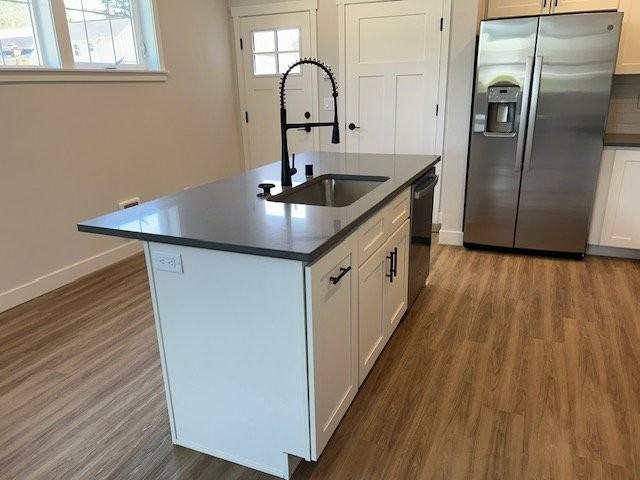 520 E Sunset Dr - Photo 4 of 11