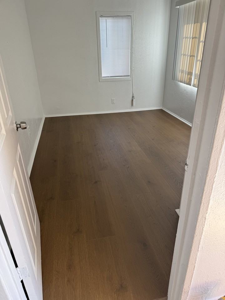 3910 Walton Ave - Photo 4 of 20