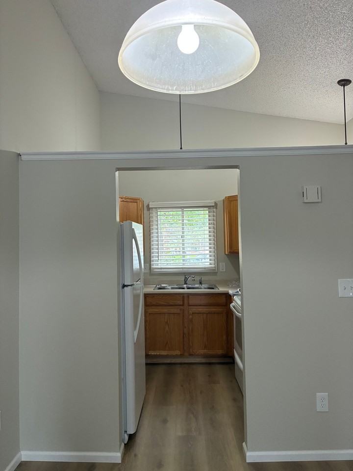 3012 Anchor Way #1 - Photo 7 of 8