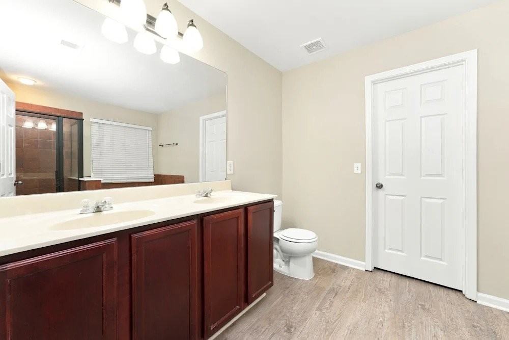 2718 Haynescrest Dr - Photo 2 of 8