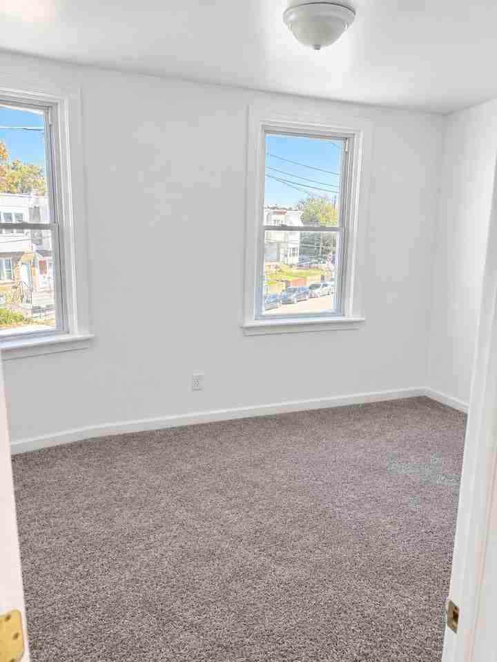 1710 E Hunting Park Ave #2ndFL - Photo 3 of 5