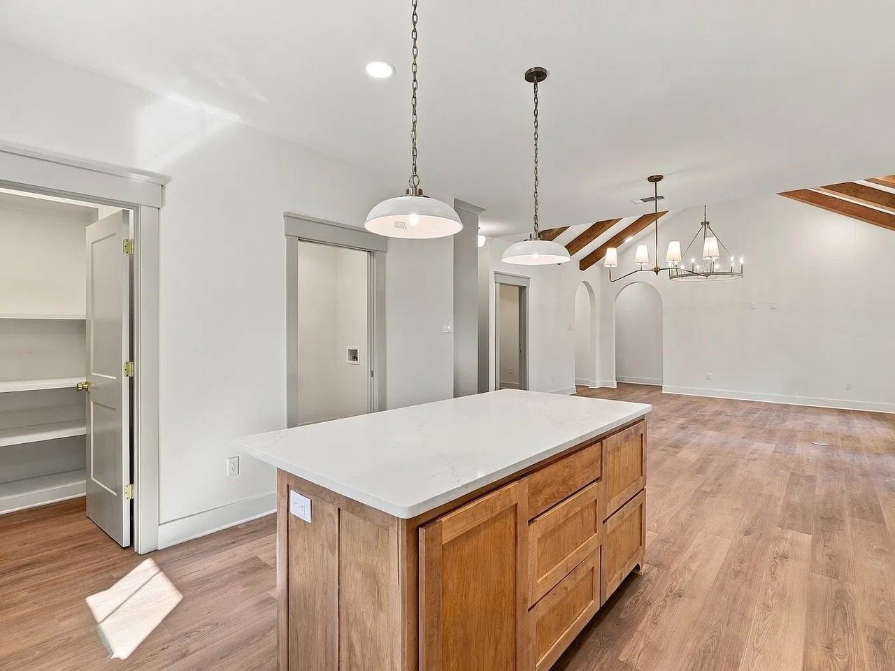 366 Sellers Rd - Photo 2 of 5