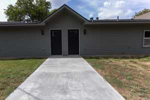 featured image of 114 New St #B