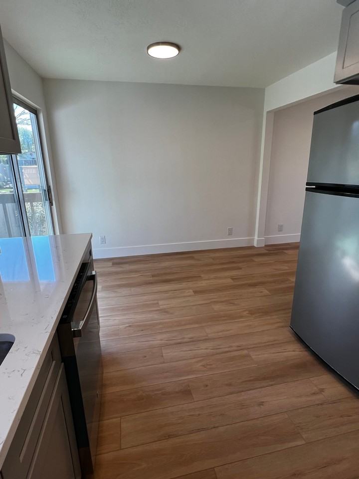 3895 W Brixton Rd - Photo 5 of 6