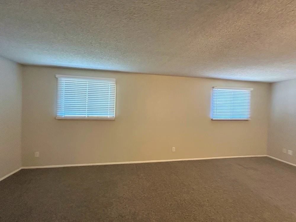 4025 W San Juan Ave - Photo 6 of 9