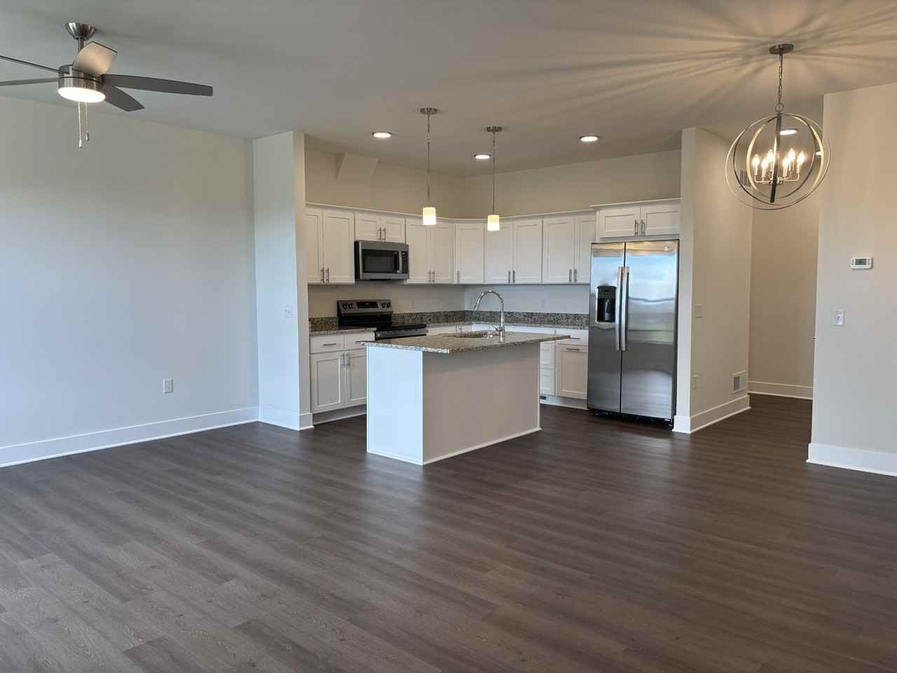 6866 Belle Fontaine Blvd - Photo 3 of 14