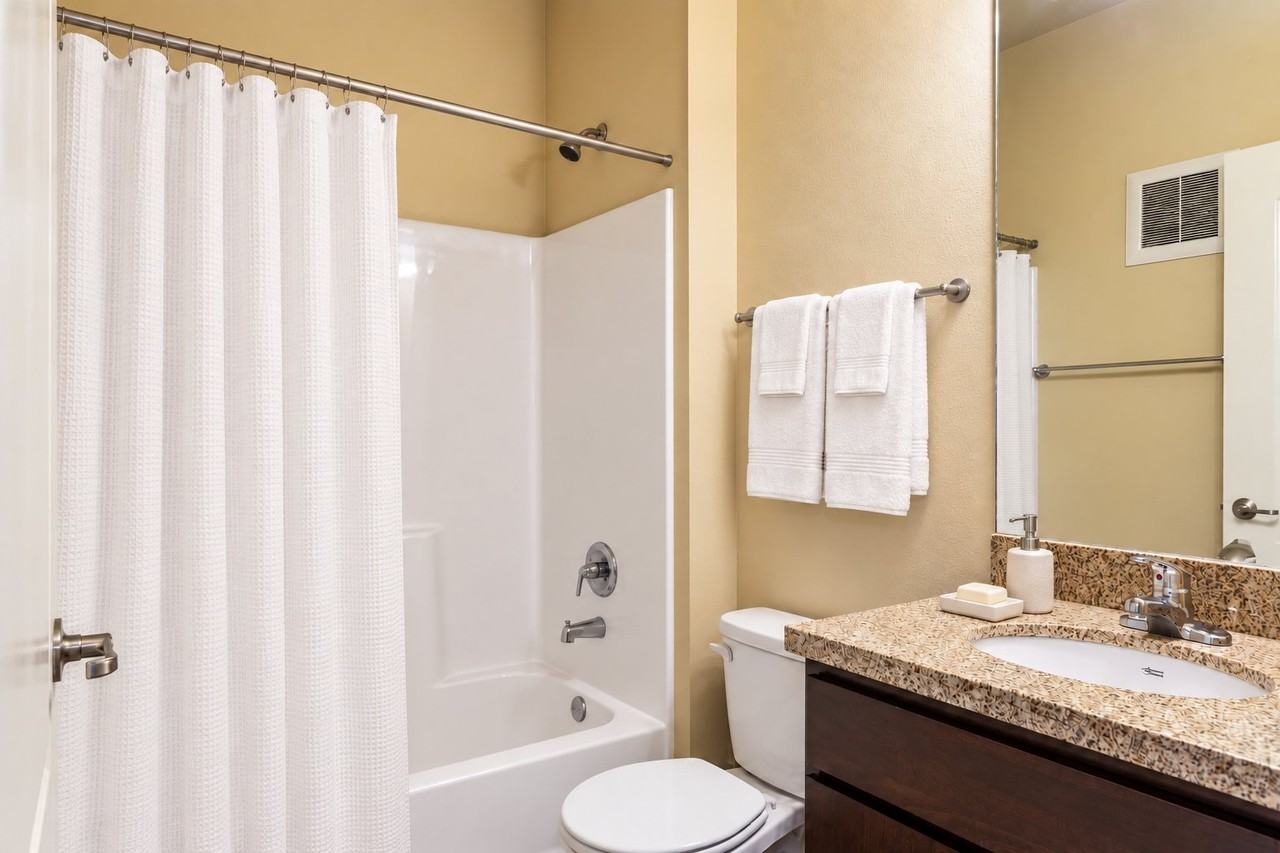 1192 Westmoreland Rd #101 - Photo 3 of 7