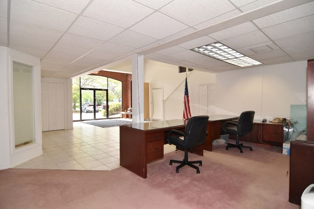 550 Main Rd #550MAINRD - Photo 2 of 4