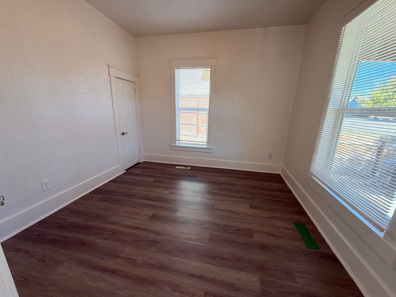 409 12th Ave - Photo 6 of 20
