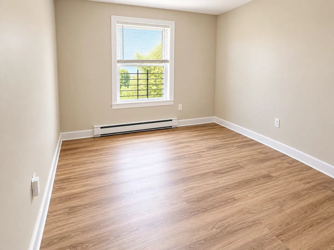 312 Littleton Ave #3A - Photo 5 of 7