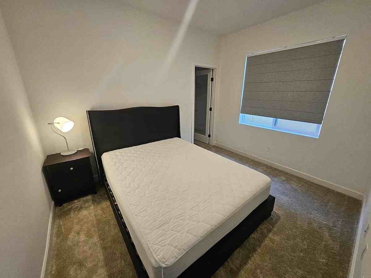 11886 Ella Way - Photo 4 of 7
