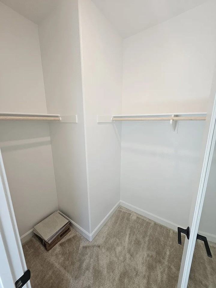 11886 Ella Way - Photo 6 of 7