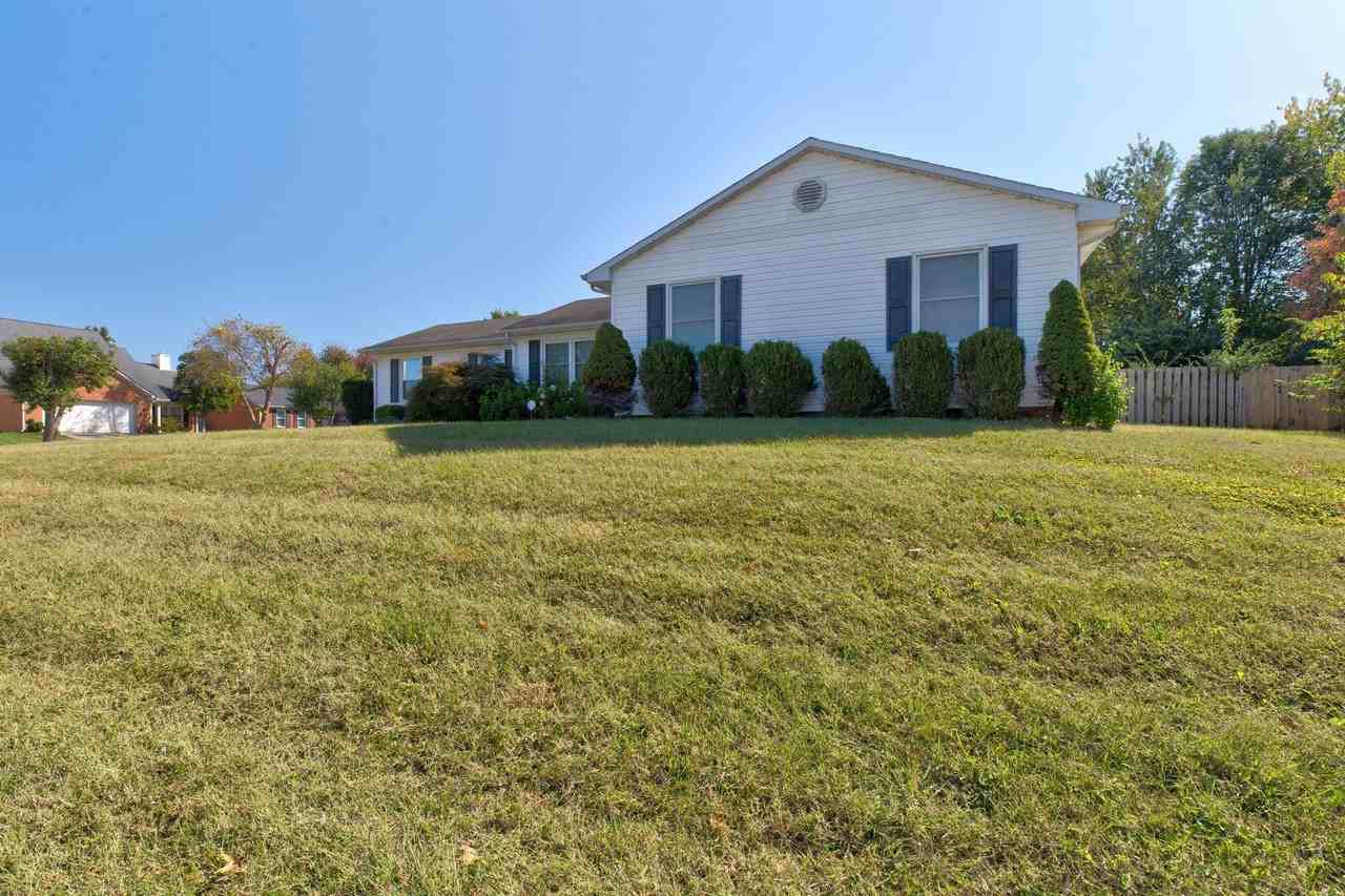 384 Stone Creek Dr - Photo 4 of 20