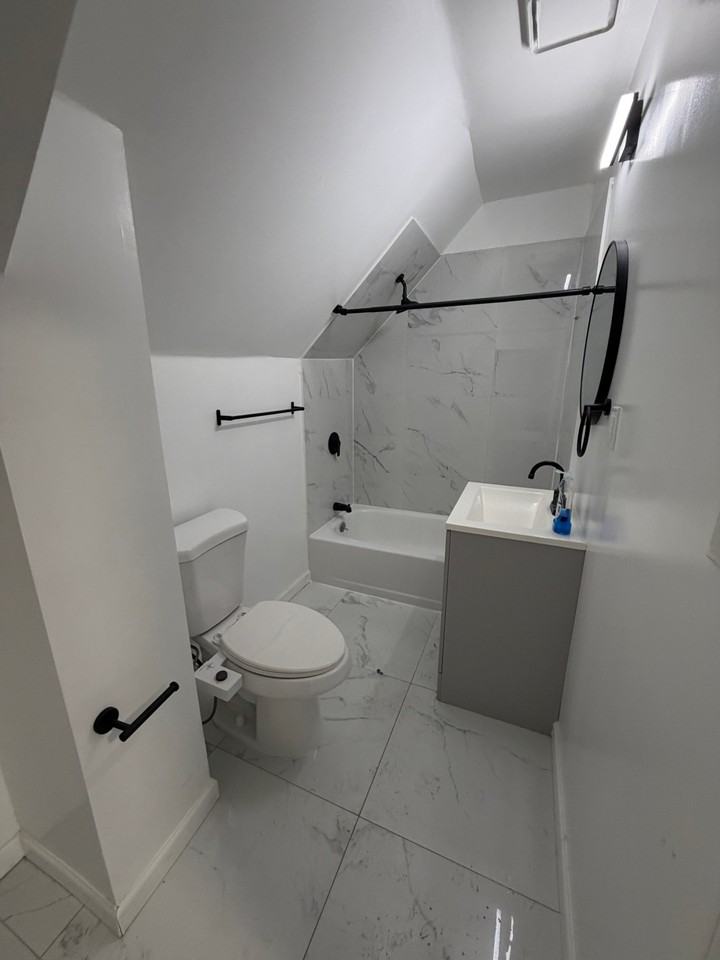 165 4th Ave #3 - Photo 5 of 6