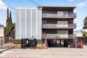 featured image of 2833 High St