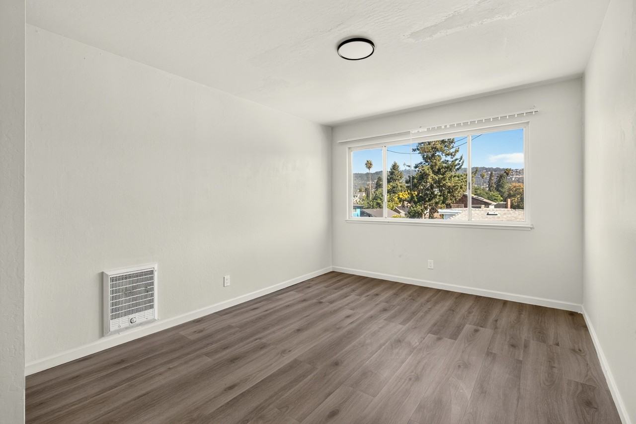 2833 High Street - Photo 6 of 10