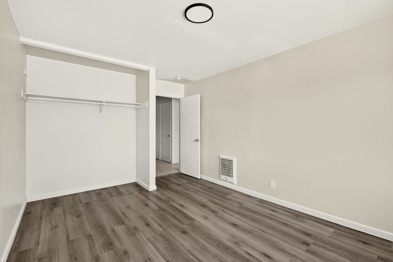 2833 High Street - Photo 7 of 10