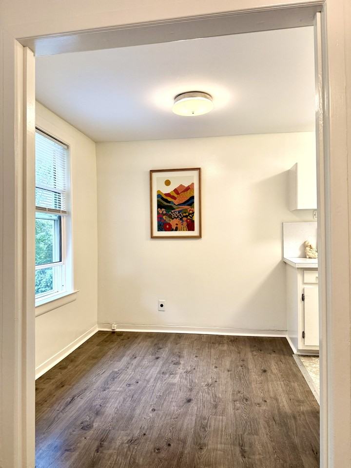 201 E. McKnight Dr. - Photo 3 of 9
