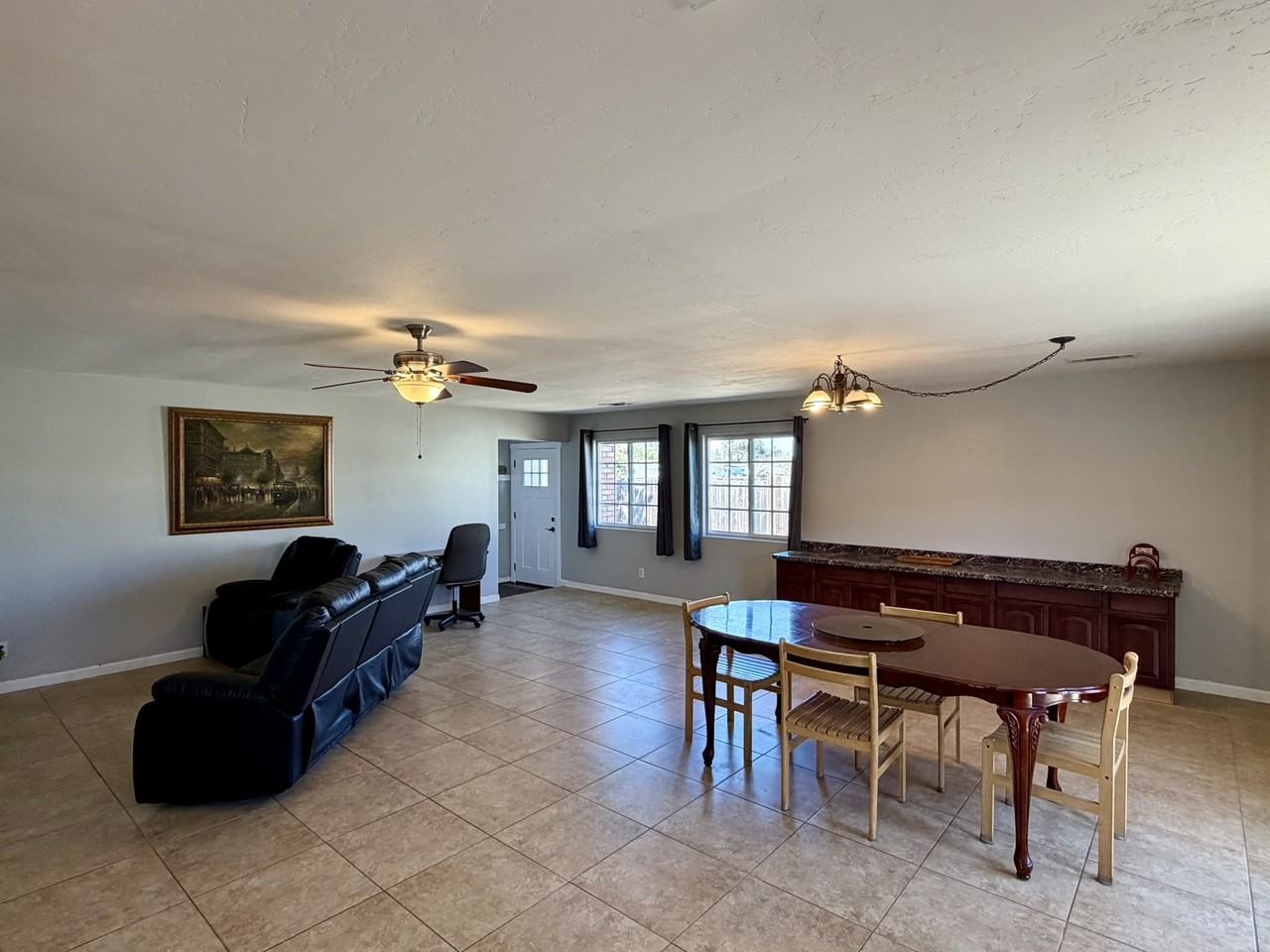 661 W Chase Ave #1 - Photo 7 of 22