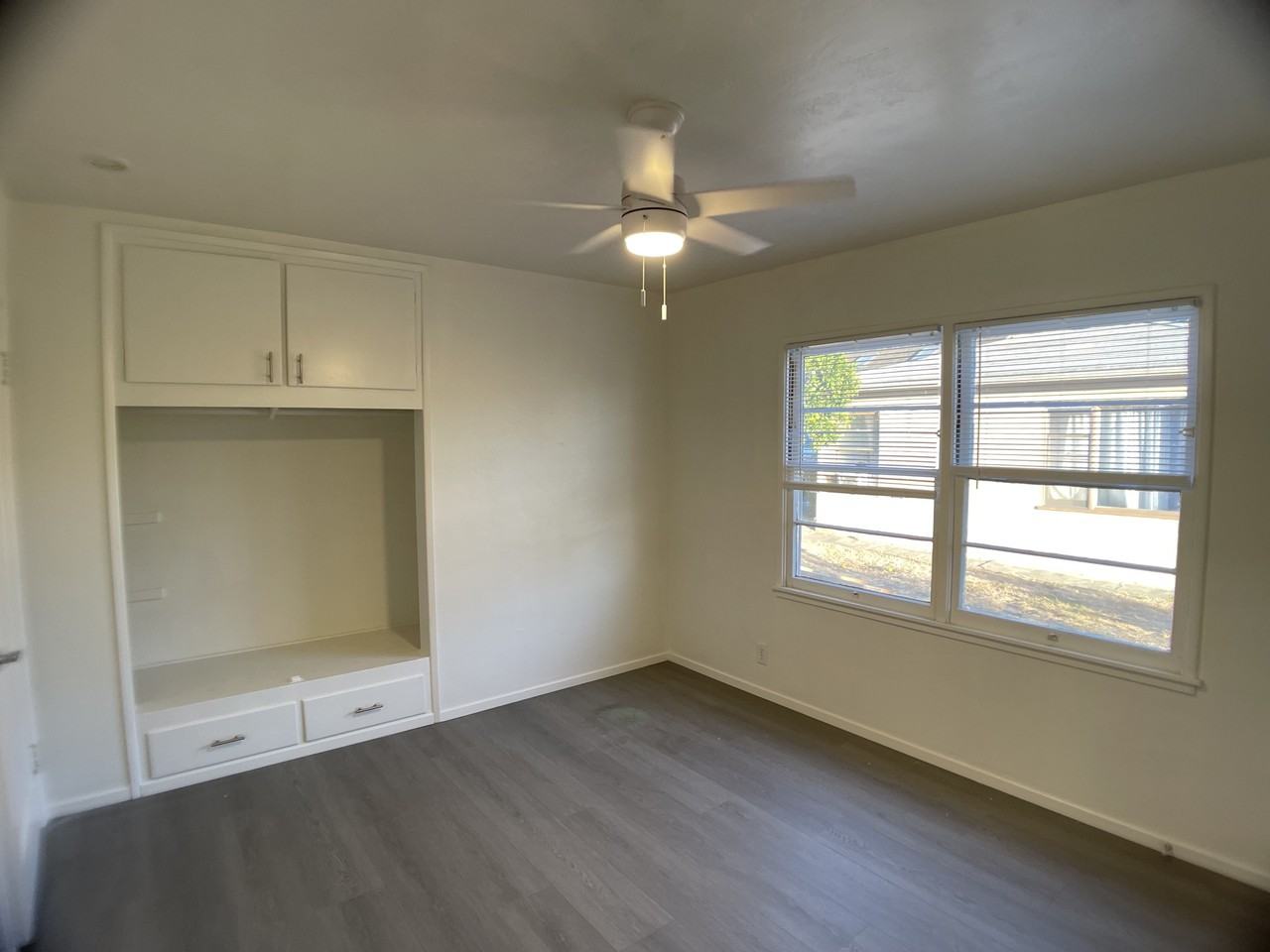 849 Mill St #849M - Photo 4 of 6