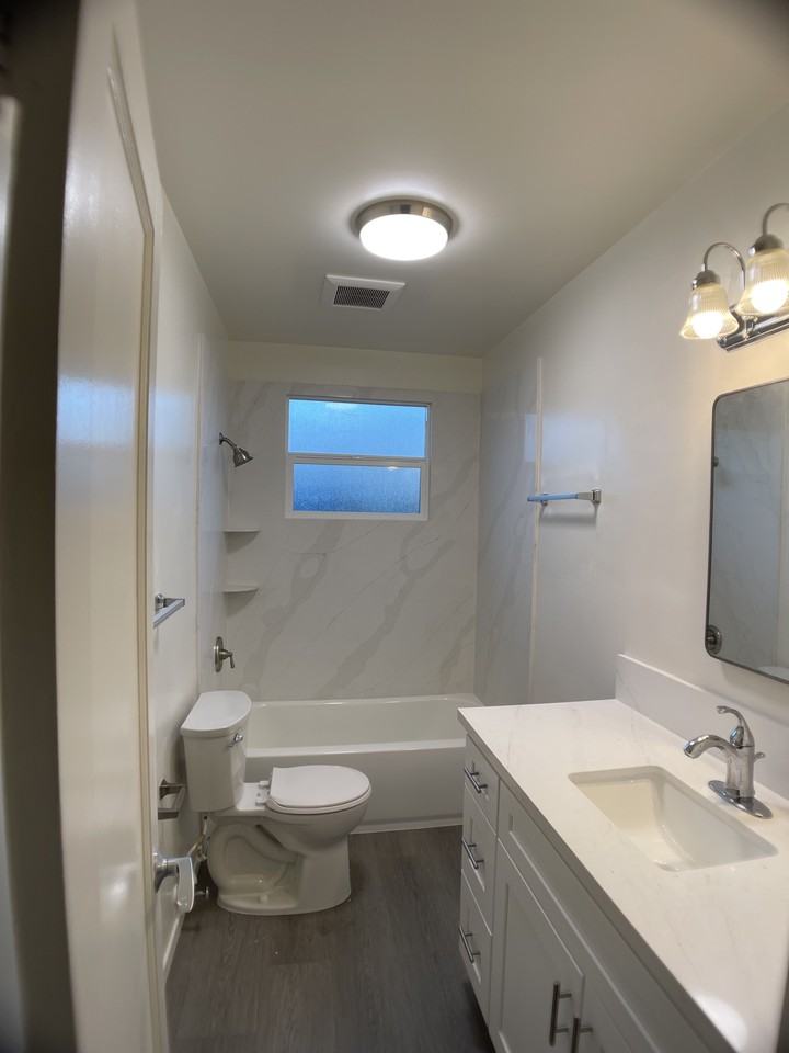 849 Mill St #849M - Photo 6 of 6