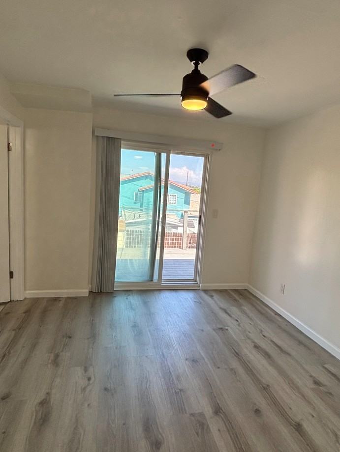 715 30th Pl #1 - Photo 5 of 16