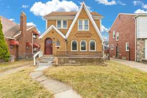 featured image of 11964 E Outer Dr