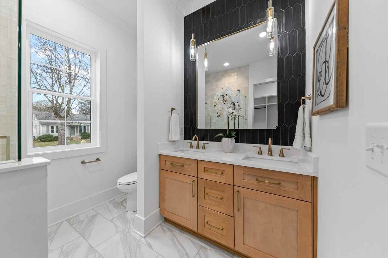 414 Conant St #1 - Photo 5 of 10