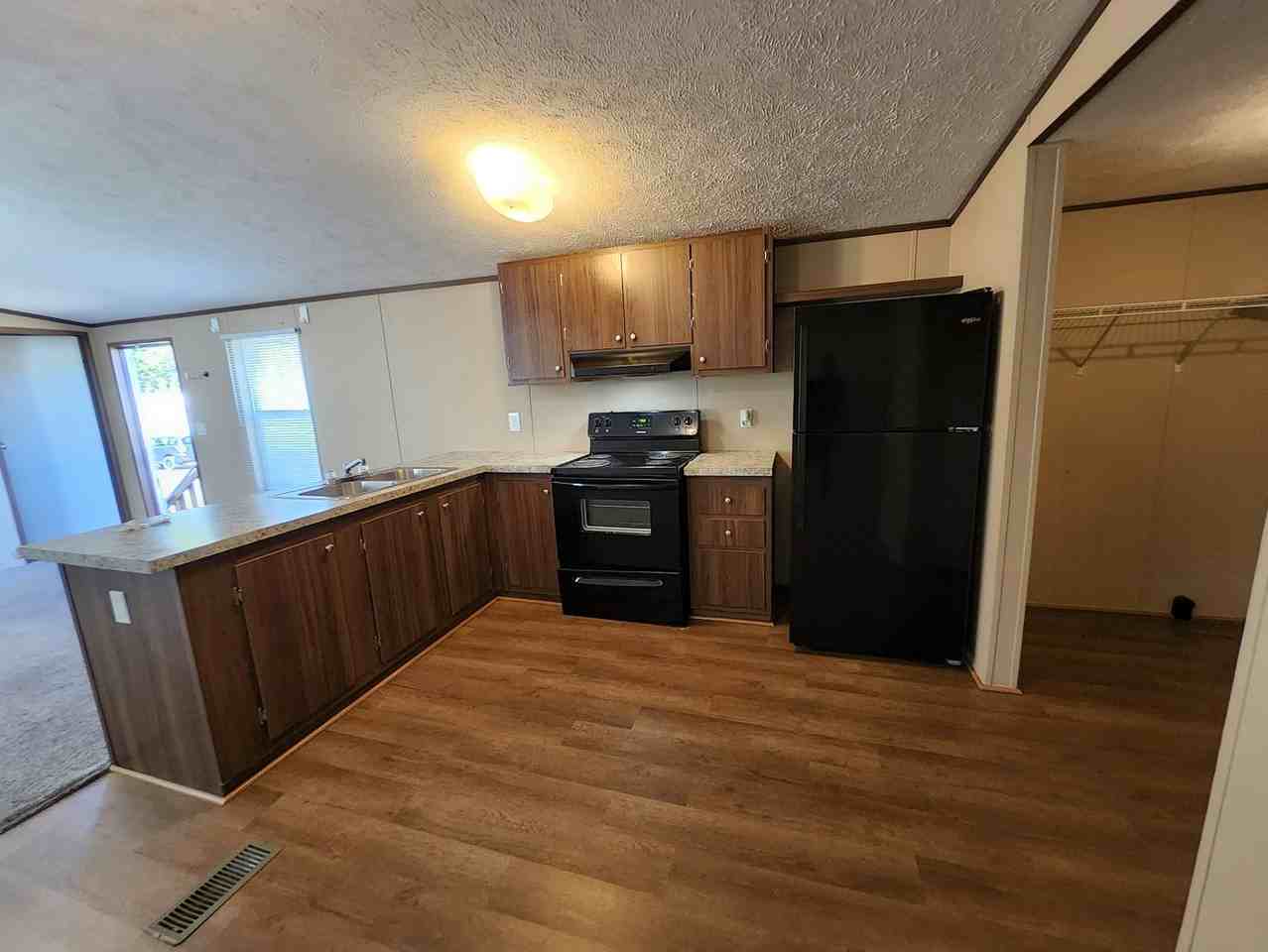 107 Dawson Drive - Photo 7 of 13