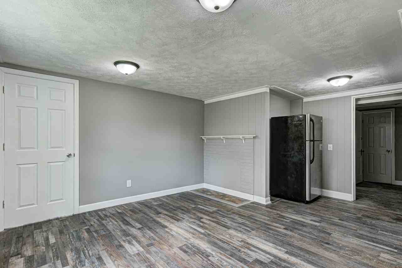 601 Walnut Street, Unit Downstairs - Photo 7 of 21