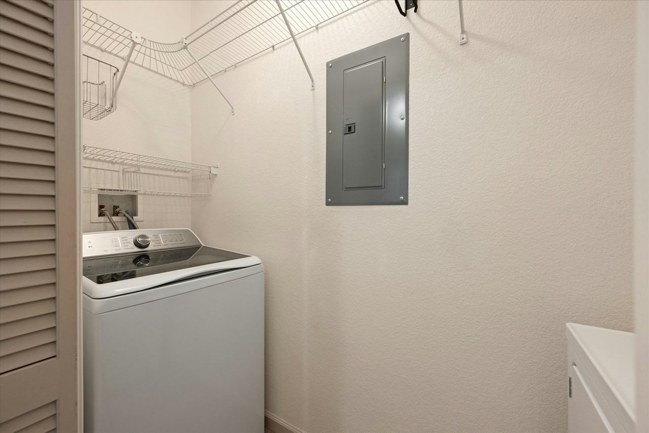 5620 Fossil Creek Parkway, Unit 7-103 - Photo 7 of 14