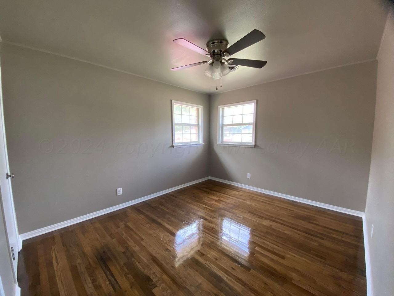 3607 Lenwood Dr - Photo 6 of 8