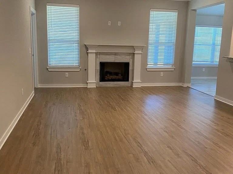 440 Aster St - Photo 3 of 6