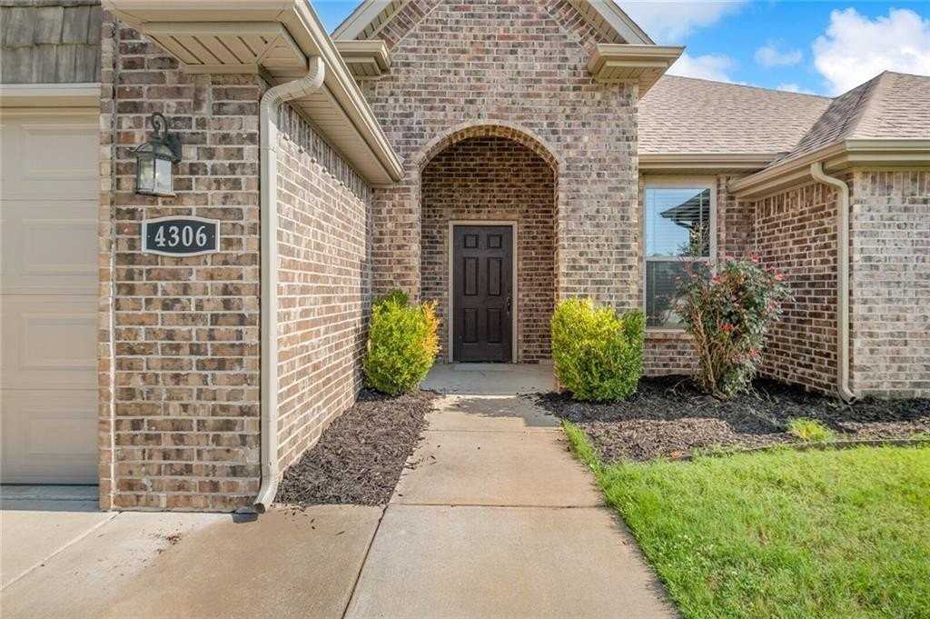 4306 W Divide Dr - Photo 3 of 28