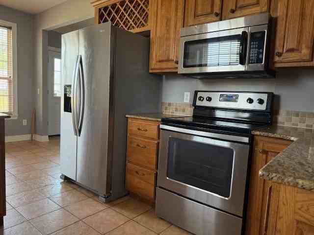 308 Ne Cobblestone Ln - Photo 7 of 18