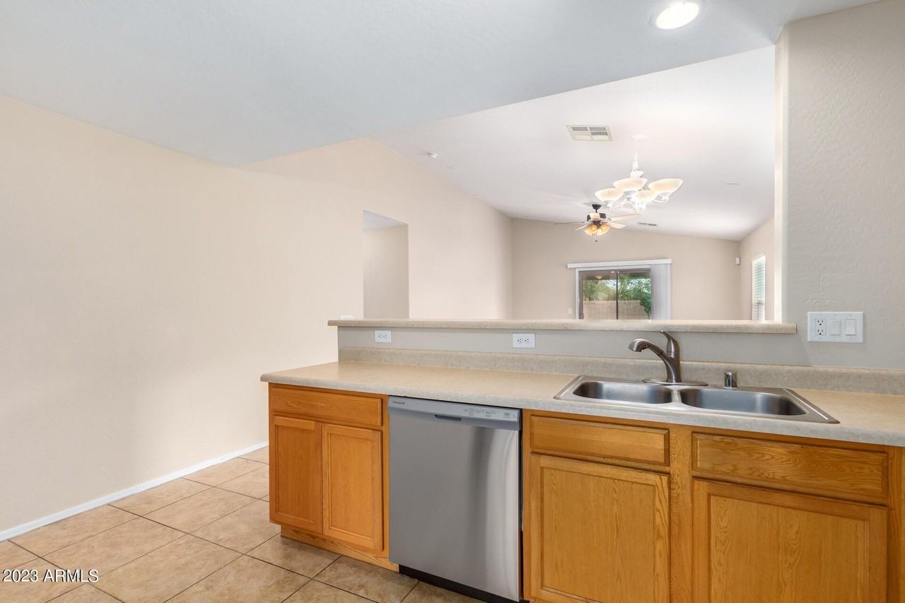 946 S 166th Ave - Photo 3 of 23