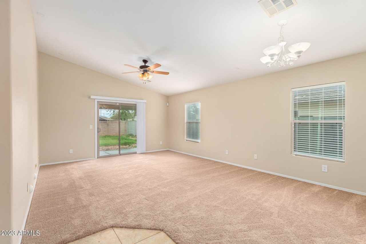 946 S 166th Ave - Photo 7 of 23