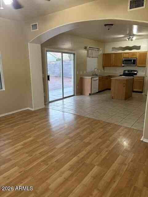 1732 E 37th Ave - Photo 4 of 21