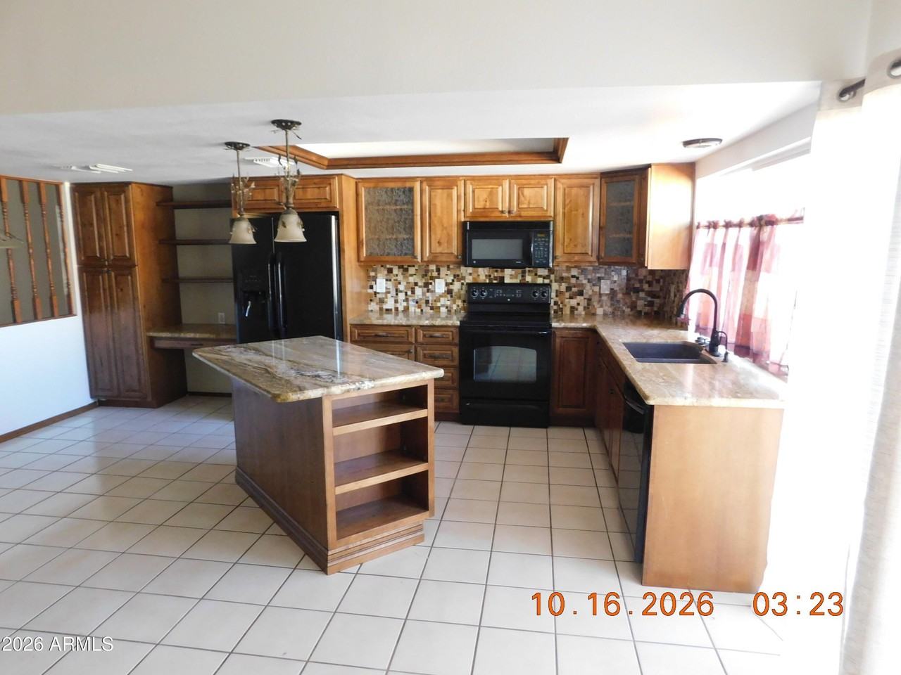 5228 W Vogel Ave - Photo 6 of 21