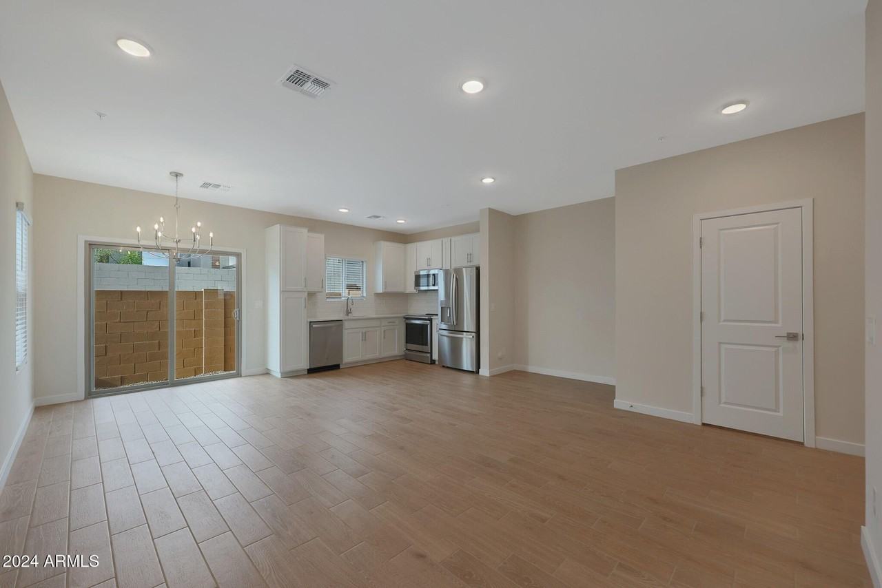 28134 N 28th Ln - Photo 5 of 35