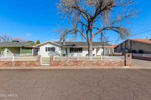featured image of 4322 E Mulberry Dr