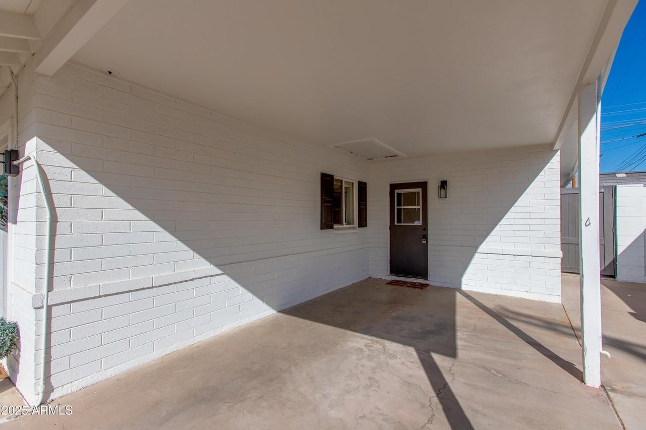4322 E Mulberry Dr - Photo 4 of 44