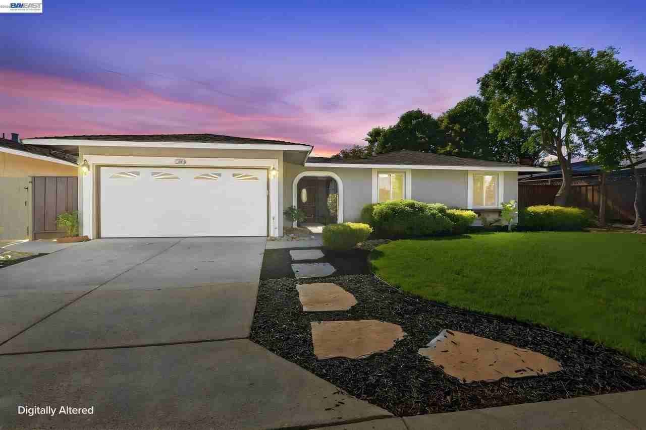 25 Tareyton Ct - Photo 2 of 50