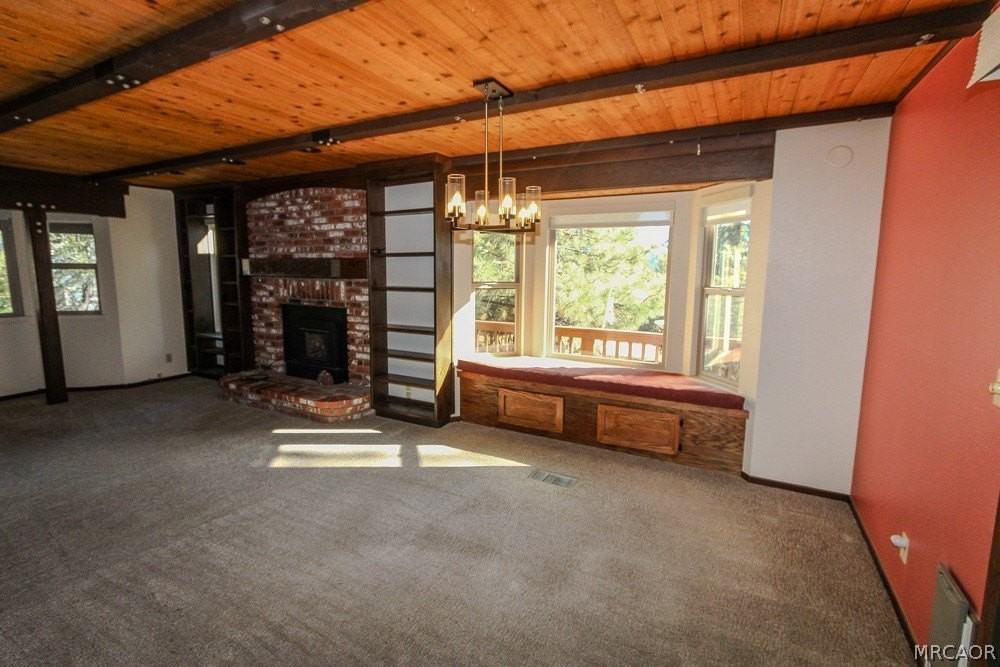 1173 Mount Doble Dr - Photo 7 of 50