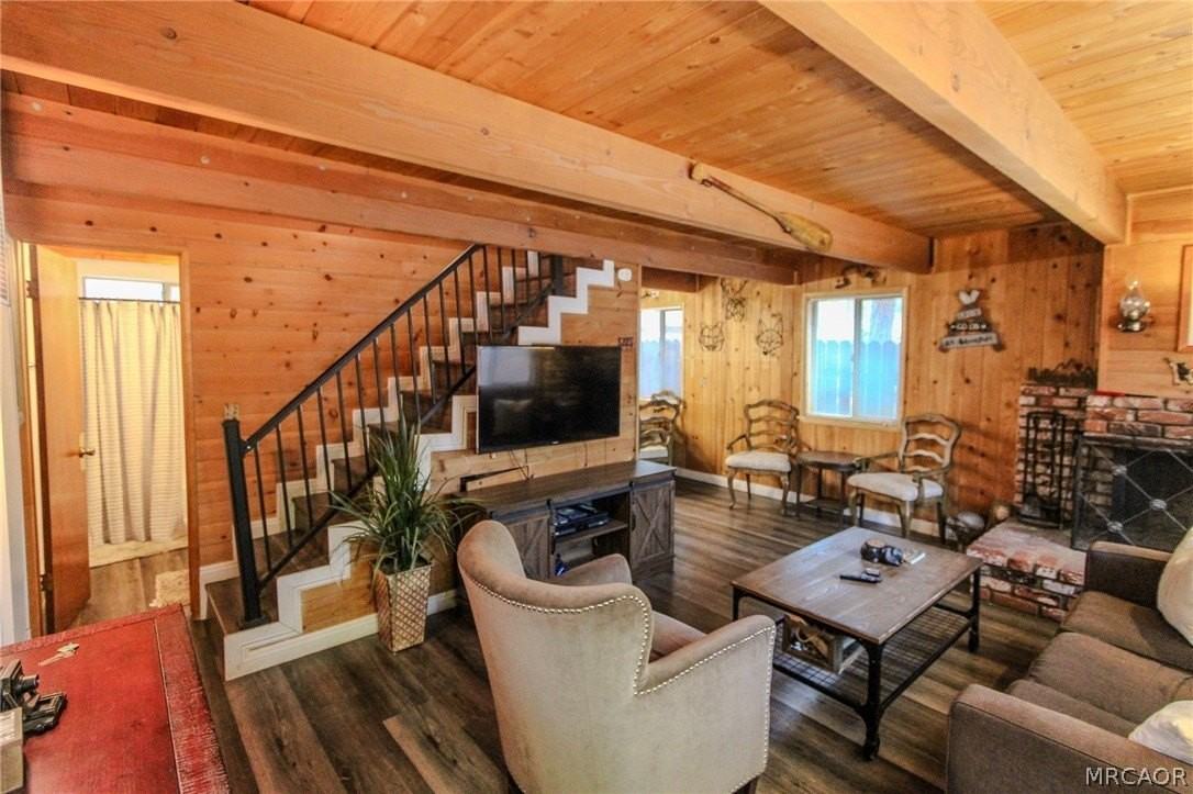 202 W Sherwood Blvd - Photo 2 of 27