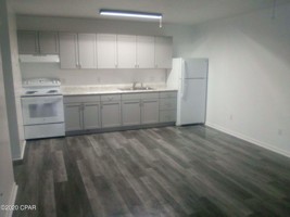 featured image of 905 Russ Lake Dr #306