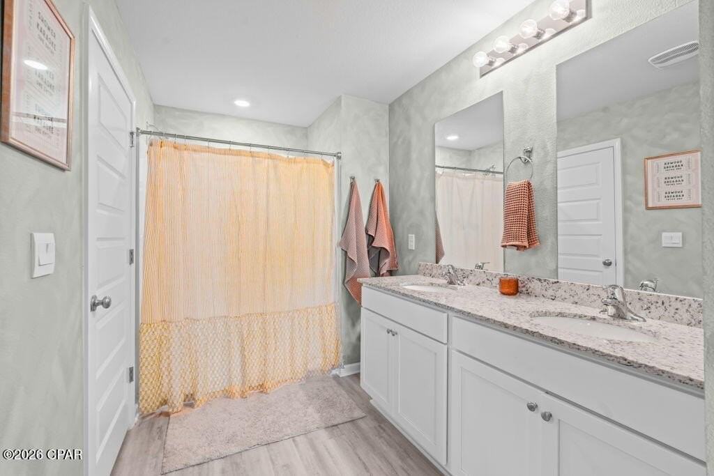 6574 Canley Ct - Photo 4 of 48