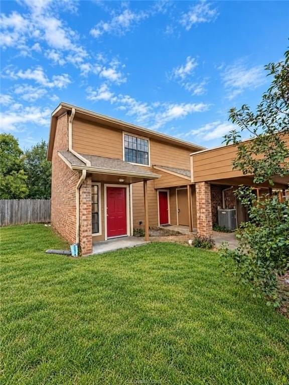 2801 Oakside Dr