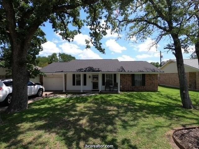 3105 Heatherwood Dr