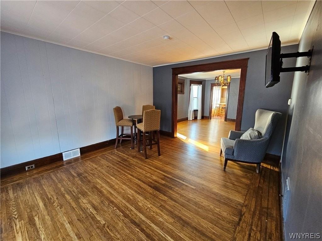 455 Abbott Rd - Photo 4 of 11